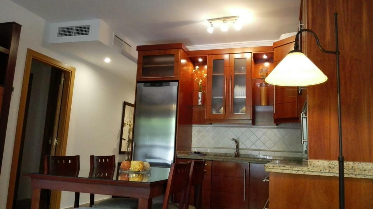 Apartamento En La Carihuela Торремолинос Экстерьер фото